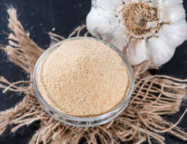 Cách Làm Bột Tỏi Tại Nhà Siêu Đơn Giản & Mẹo Bảo Quản Giữ Hương Và Vị Lâu Dài