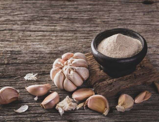 Cách Làm Bột Tỏi Tại Nhà Siêu Đơn Giản & Mẹo Bảo Quản Giữ Hương Và Vị Lâu Dài