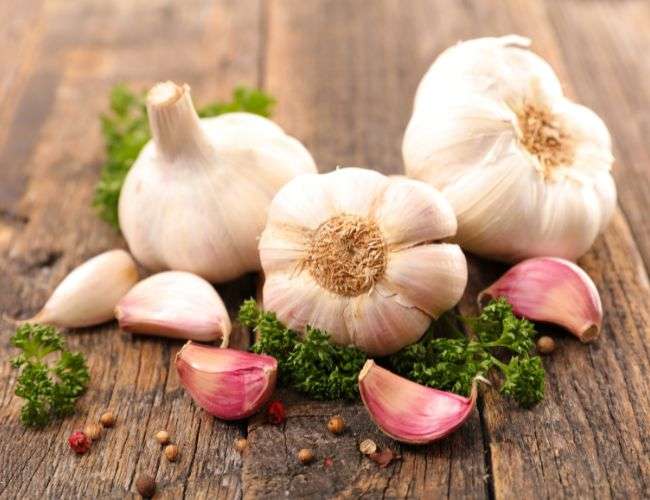 Cách Làm Bột Tỏi Tại Nhà Siêu Đơn Giản & Mẹo Bảo Quản Giữ Hương Và Vị Lâu Dài