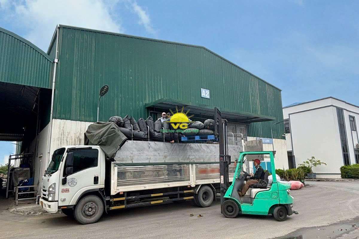 “Tinh hoa từ đất Việt” – Hành trình nhà máy Vũ Công gìn giữ hương vị truyền thống trong từng sản phẩm