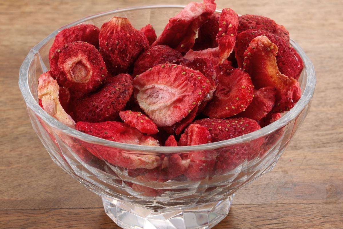 Trái Cây Sấy Khô: Có Tốt Không, Gồm Những Loại Nào Và Ai Nên Ăn?