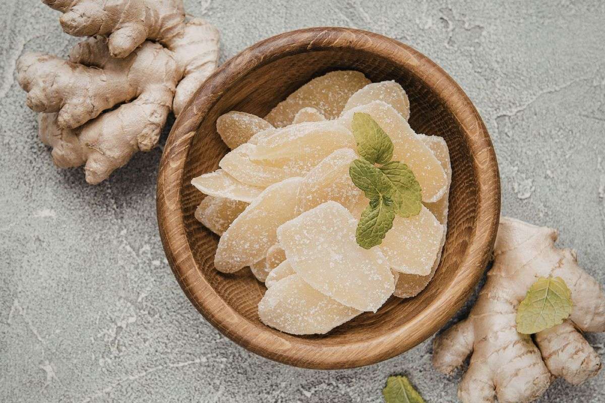 Gừng Trắng Khác Gì Gừng Thường? Sự Thật Bạn Cần Biết Trước Khi Dùng