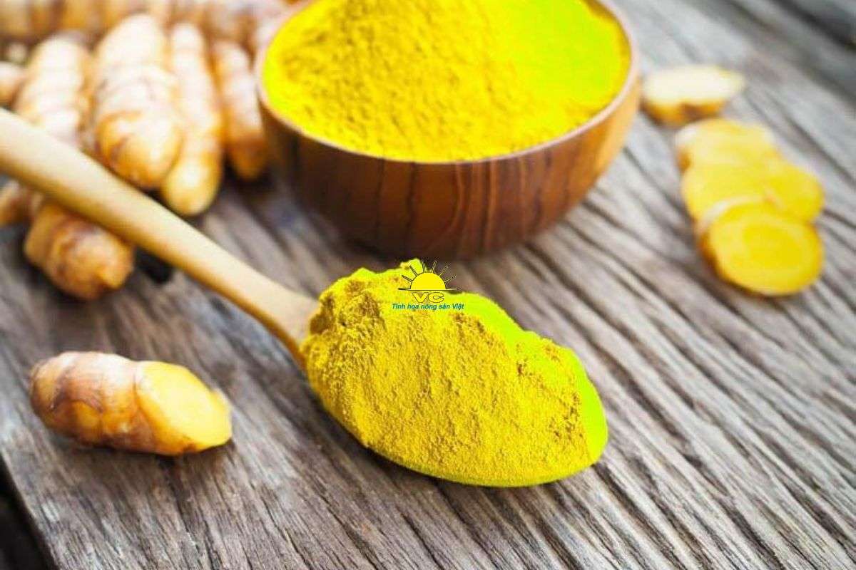 Nghệ đỏ tốt hơn nghệ vàng?