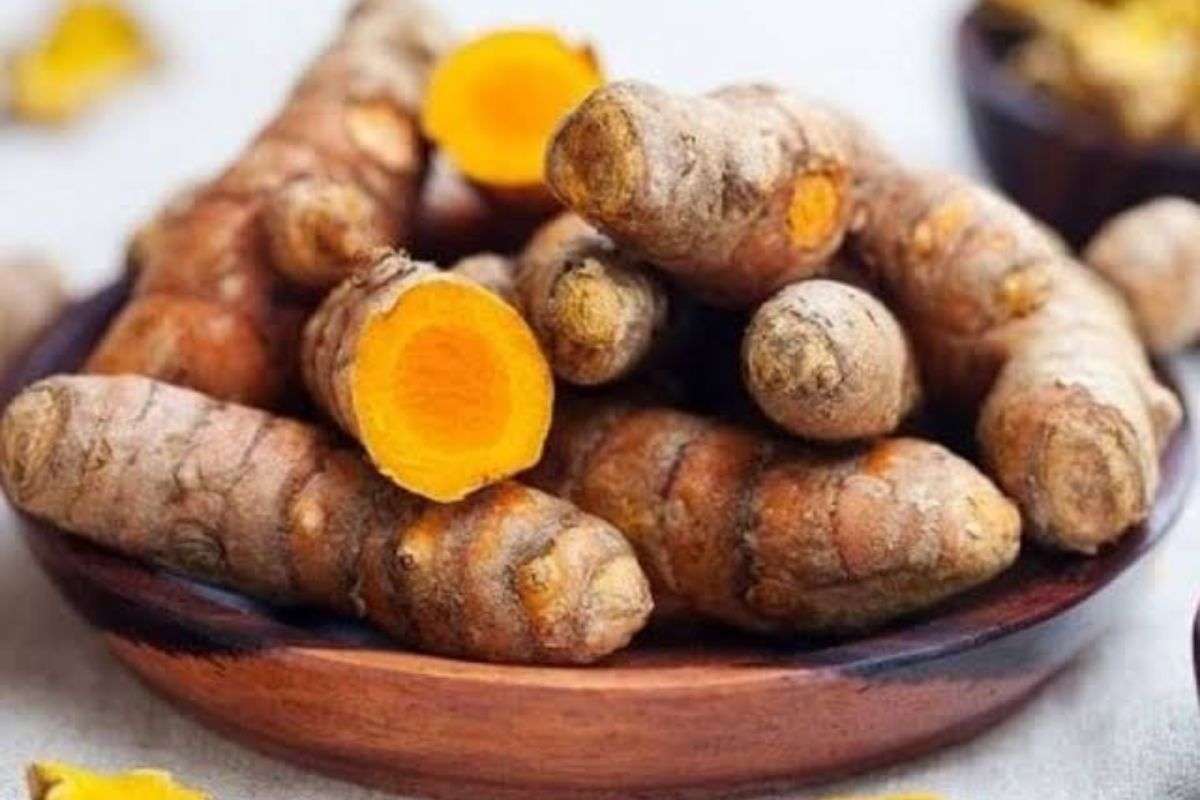 Cách làm tinh bột nghệ nguyên chất đơn giản tại nhà